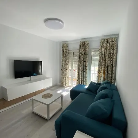 Carihuela Apartman *